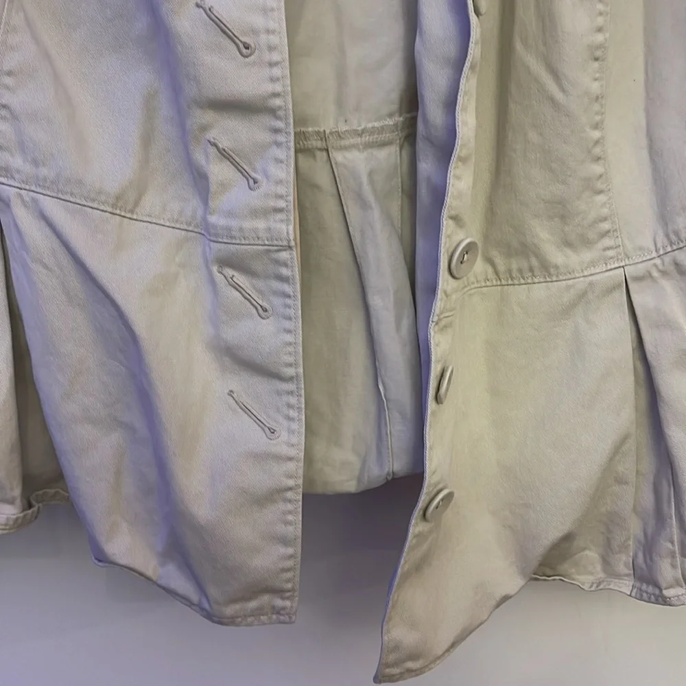 Top - Picture 4 of 9